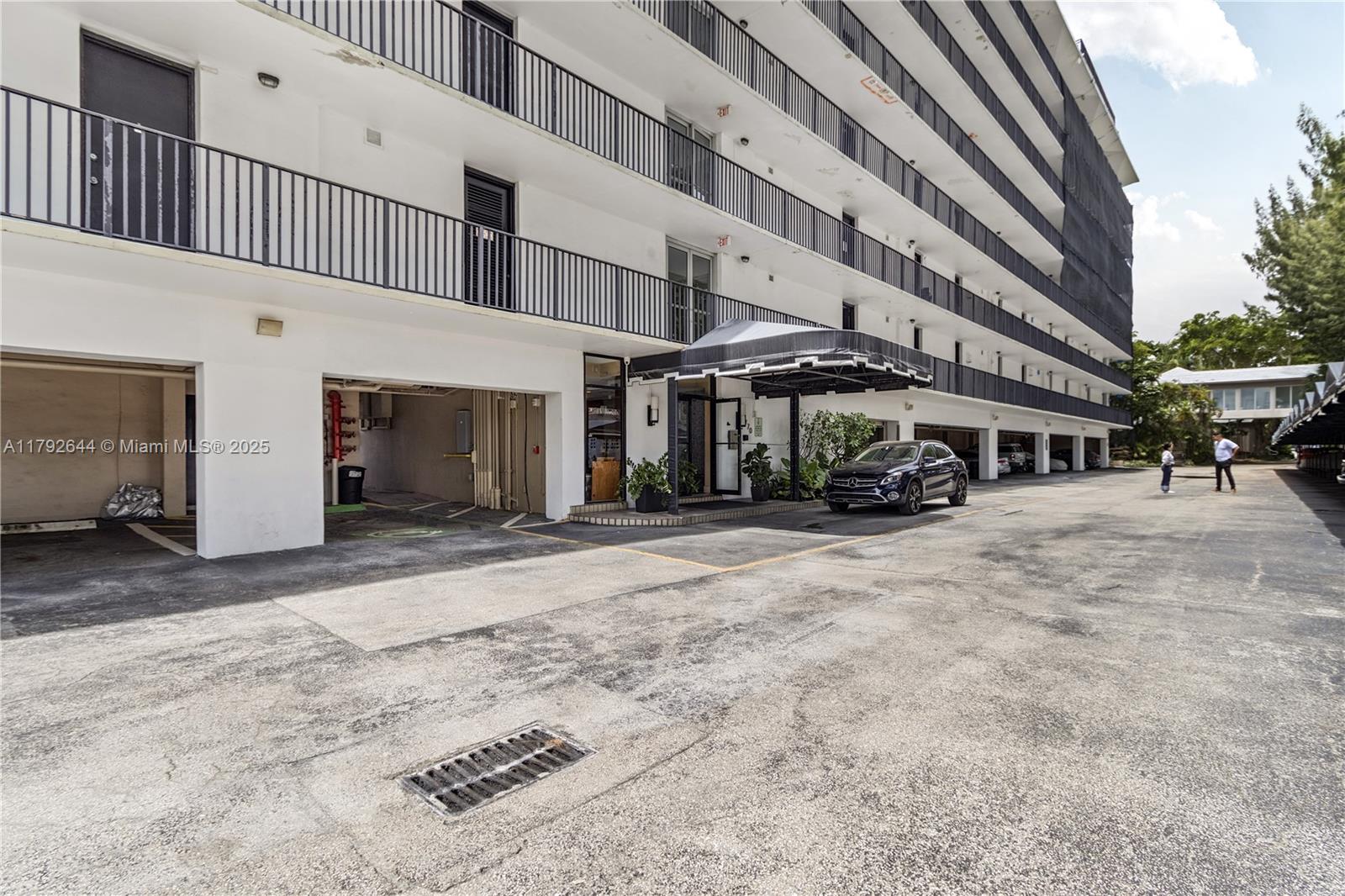 PALM BAY CONDO - Residential