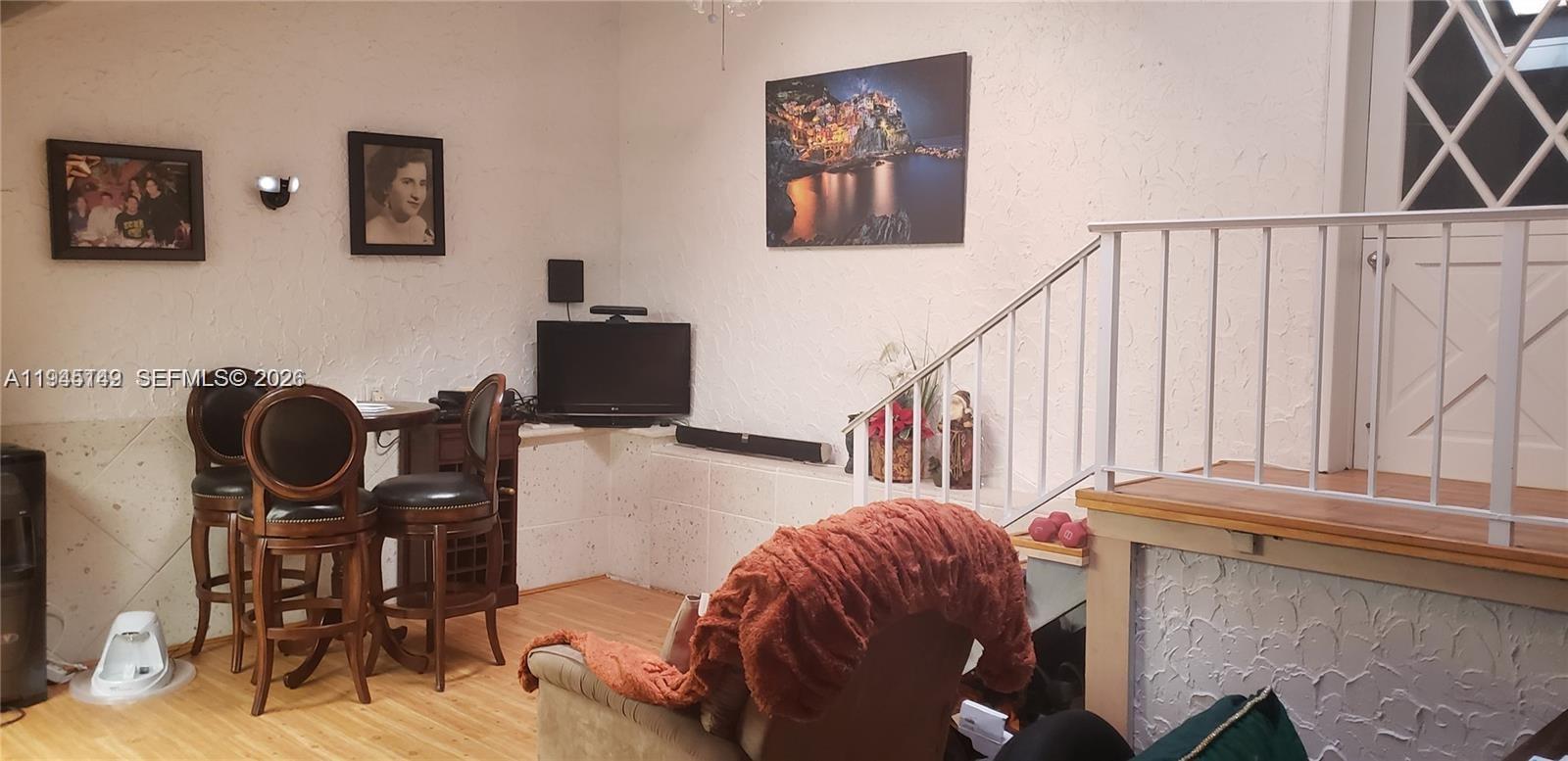 HILLS OF INVERRARY TRACT - Residential