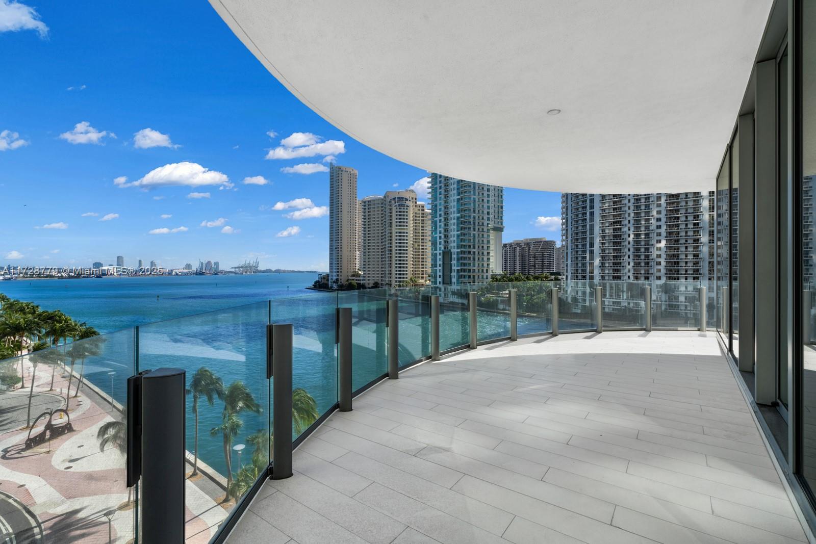 Property for Sale at 300 Biscayne Blvd Way 601, Miami, Broward County, Florida - Bedrooms: 4 
Bathrooms: 5  - $4,300,000
