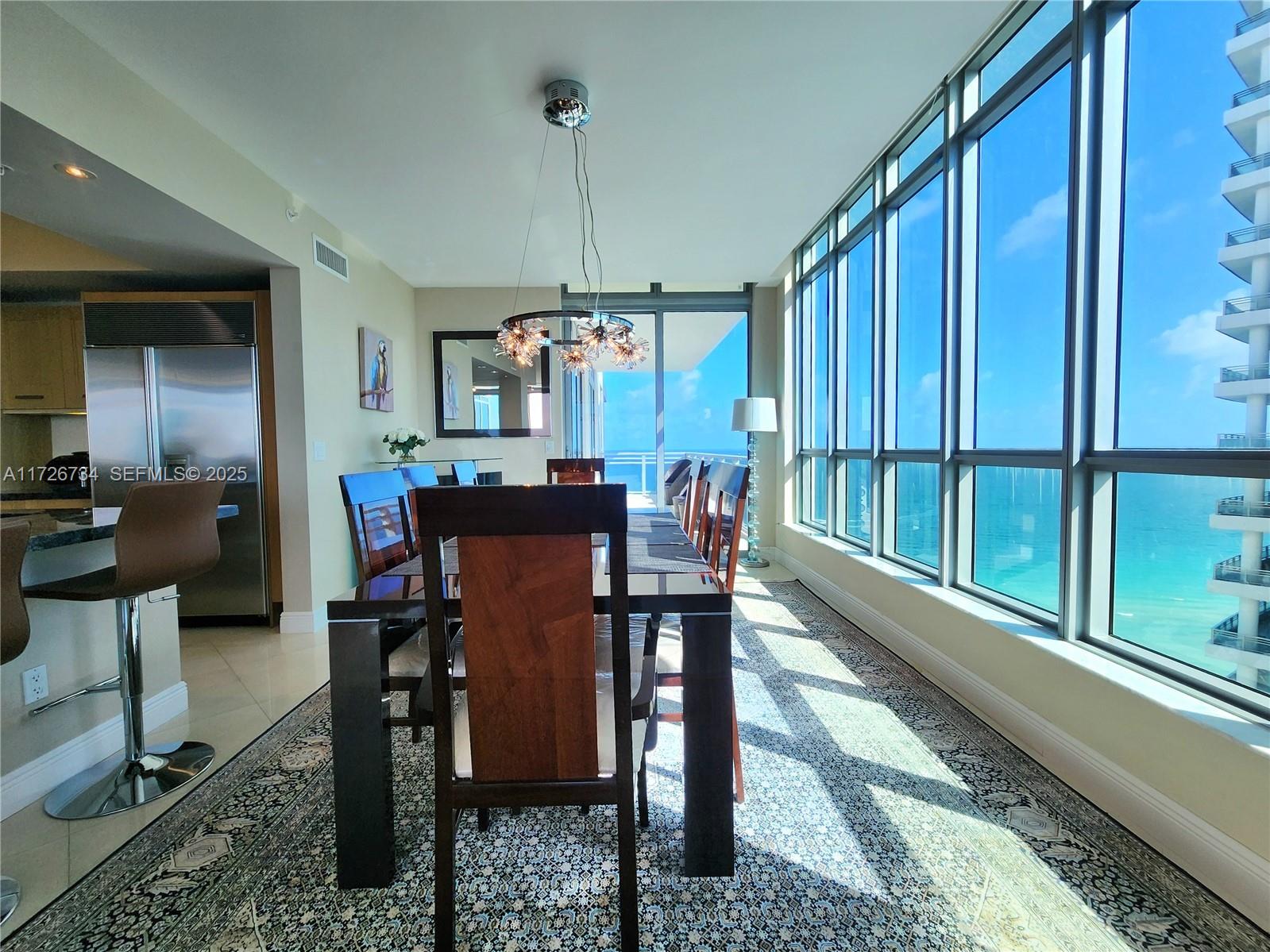 DIPLOMAT OCEANFRONT RESID - Residential