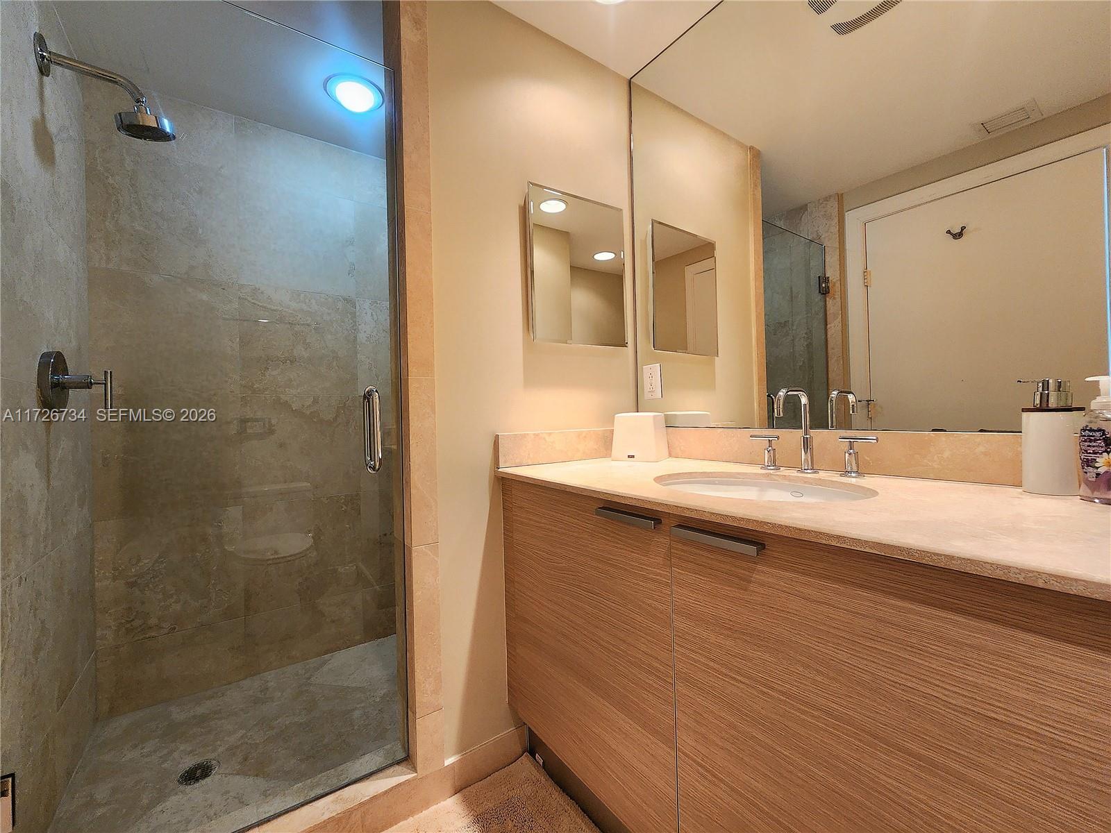 DIPLOMAT OCEANFRONT RESID - Residential