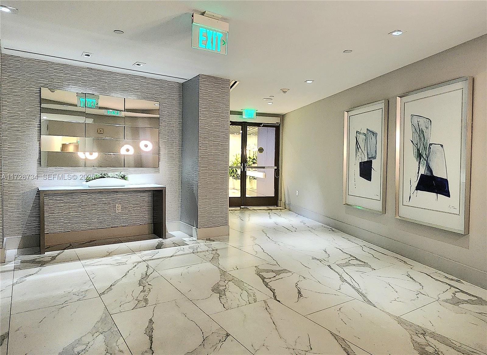 DIPLOMAT OCEANFRONT RESID - Residential