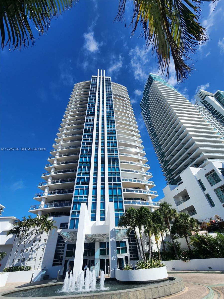 DIPLOMAT OCEANFRONT RESID - Residential