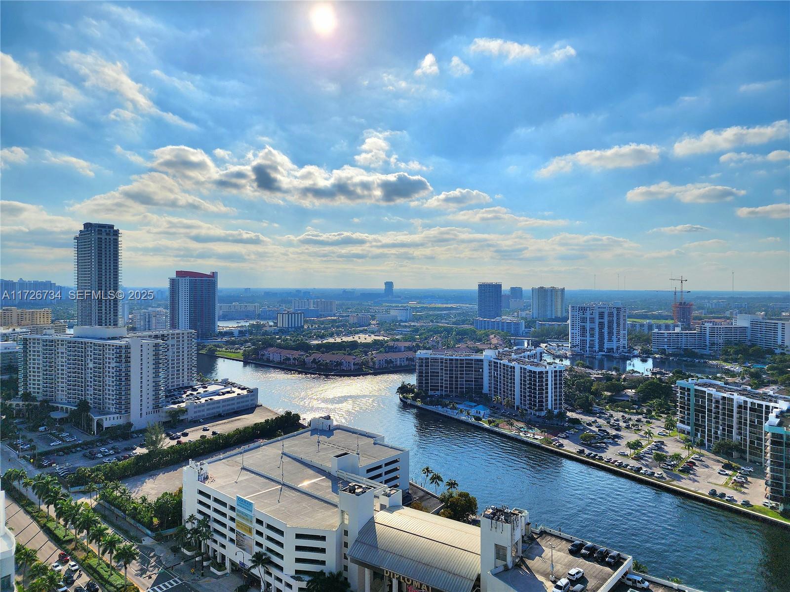 DIPLOMAT OCEANFRONT RESID - Residential