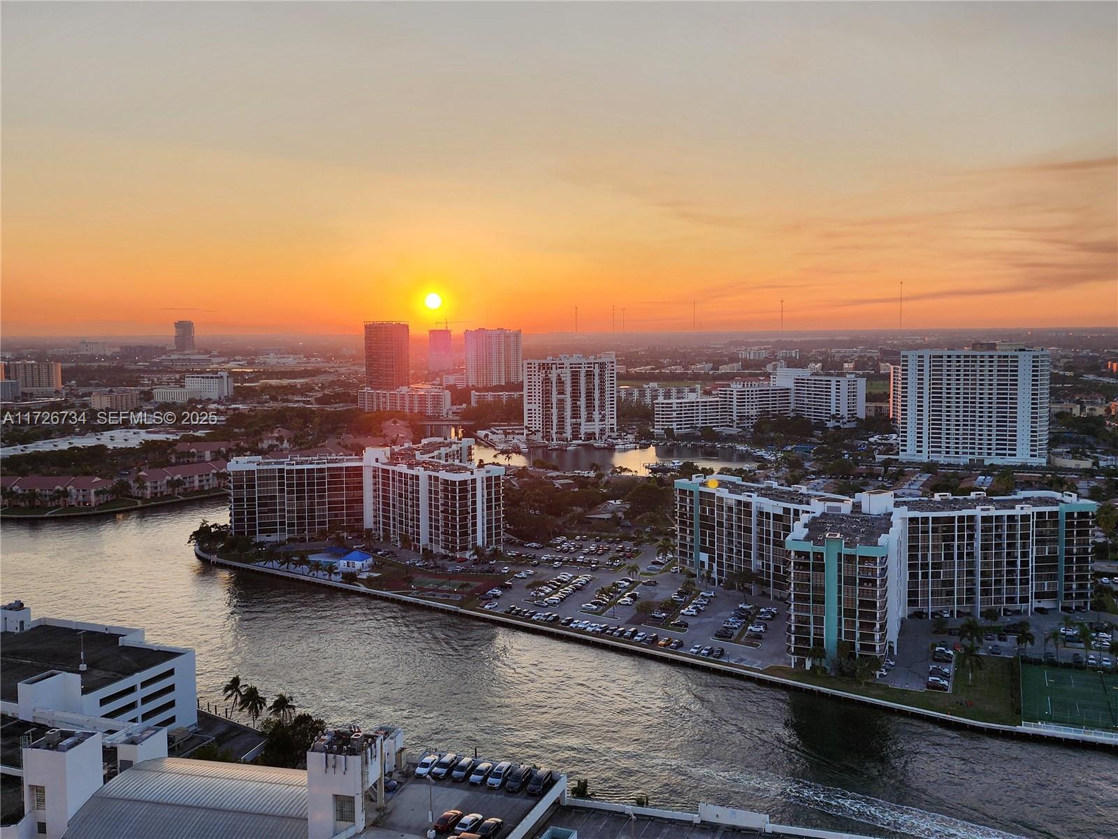 DIPLOMAT OCEANFRONT RESID - Residential