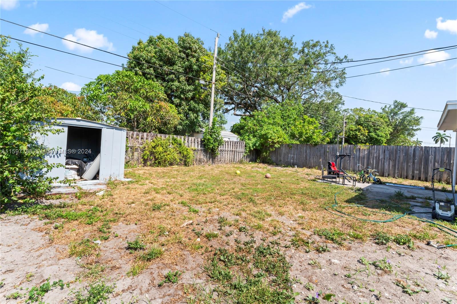 SOUTH BROWARD RANCHES NO - Residential