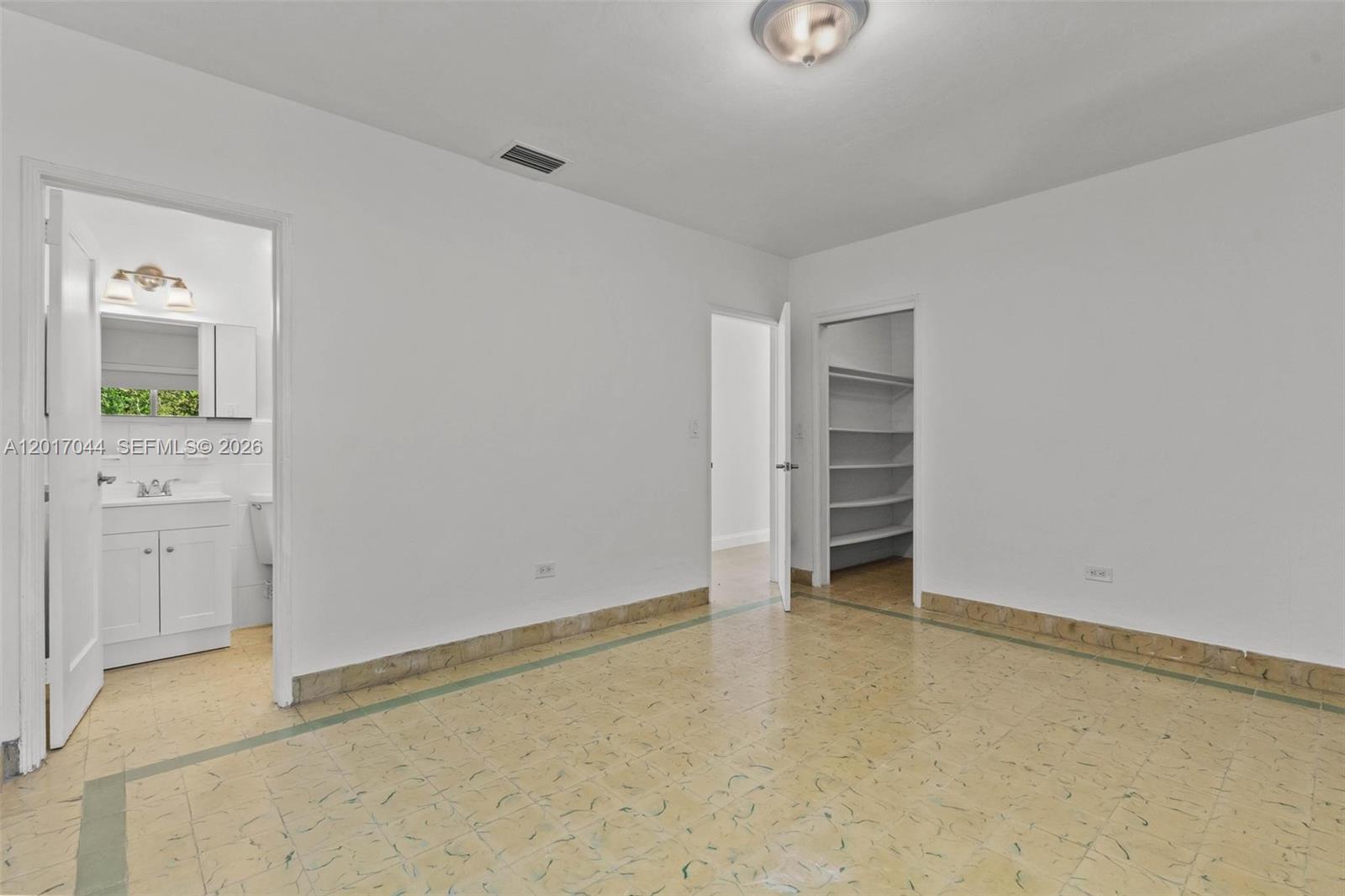 CORAL GABLE COUNTRY CLUB - Residential Lease