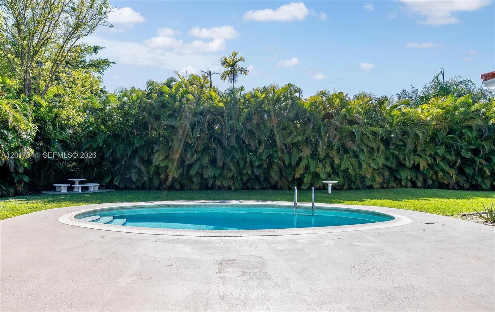 CORAL GABLE COUNTRY CLUB - Residential Lease