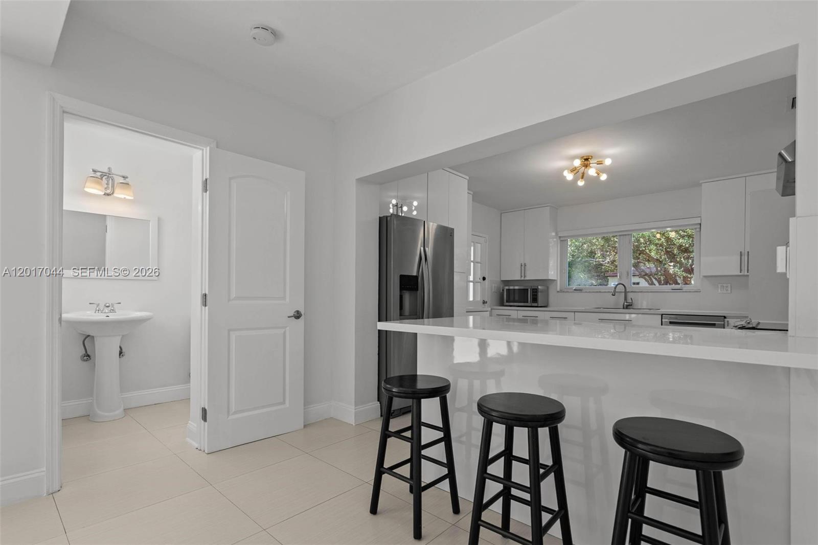 CORAL GABLE COUNTRY CLUB - Residential Lease