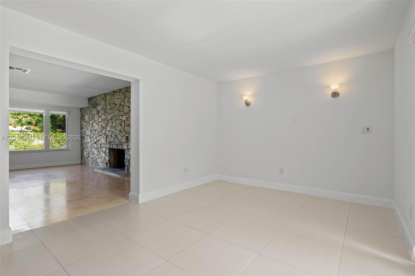 CORAL GABLE COUNTRY CLUB - Residential Lease