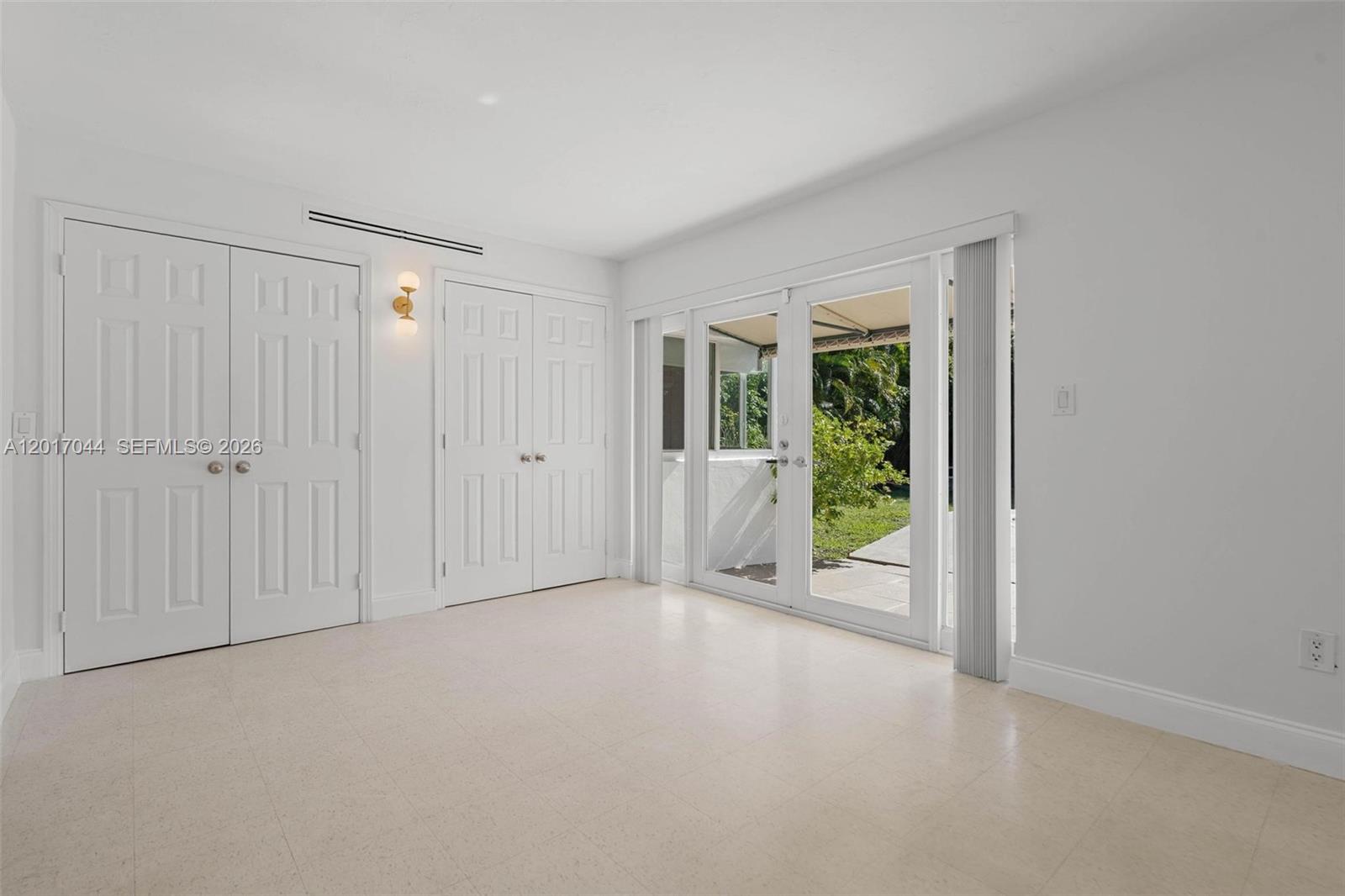 CORAL GABLE COUNTRY CLUB - Residential Lease