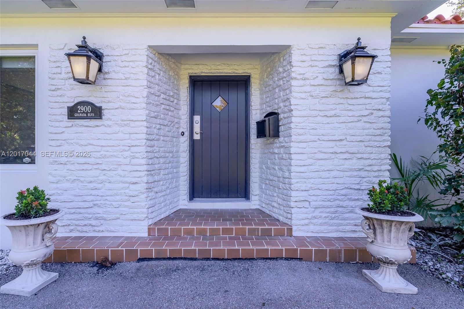 CORAL GABLE COUNTRY CLUB - Residential Lease