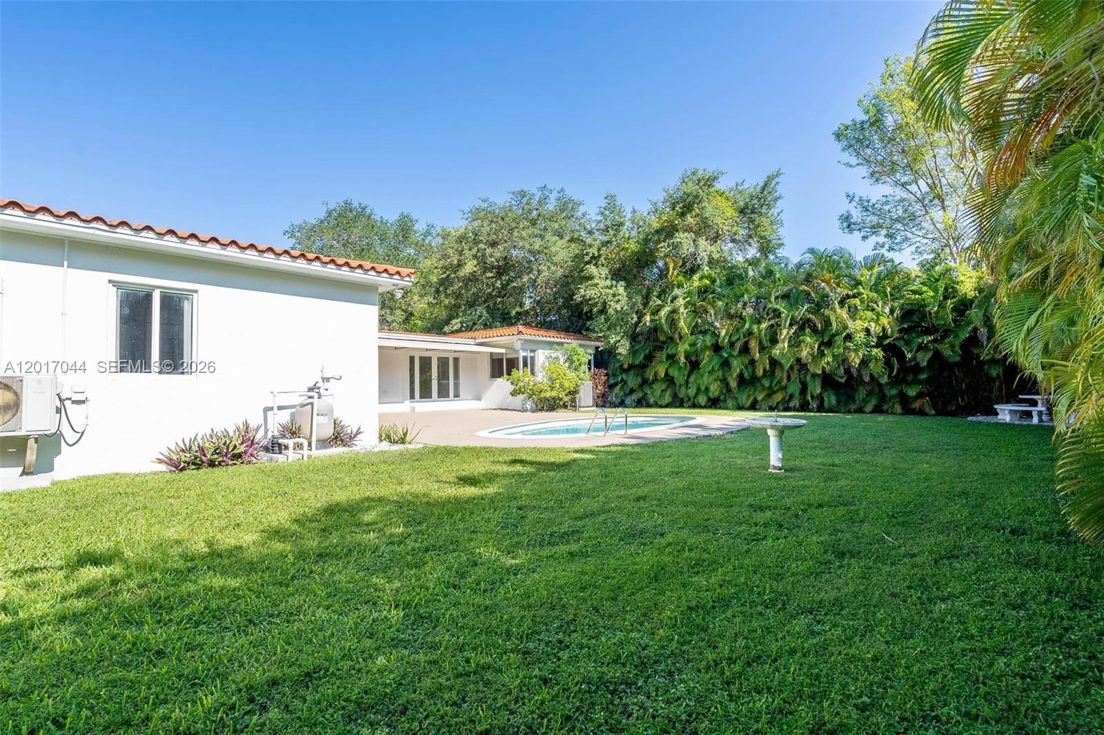 CORAL GABLE COUNTRY CLUB - Residential Lease