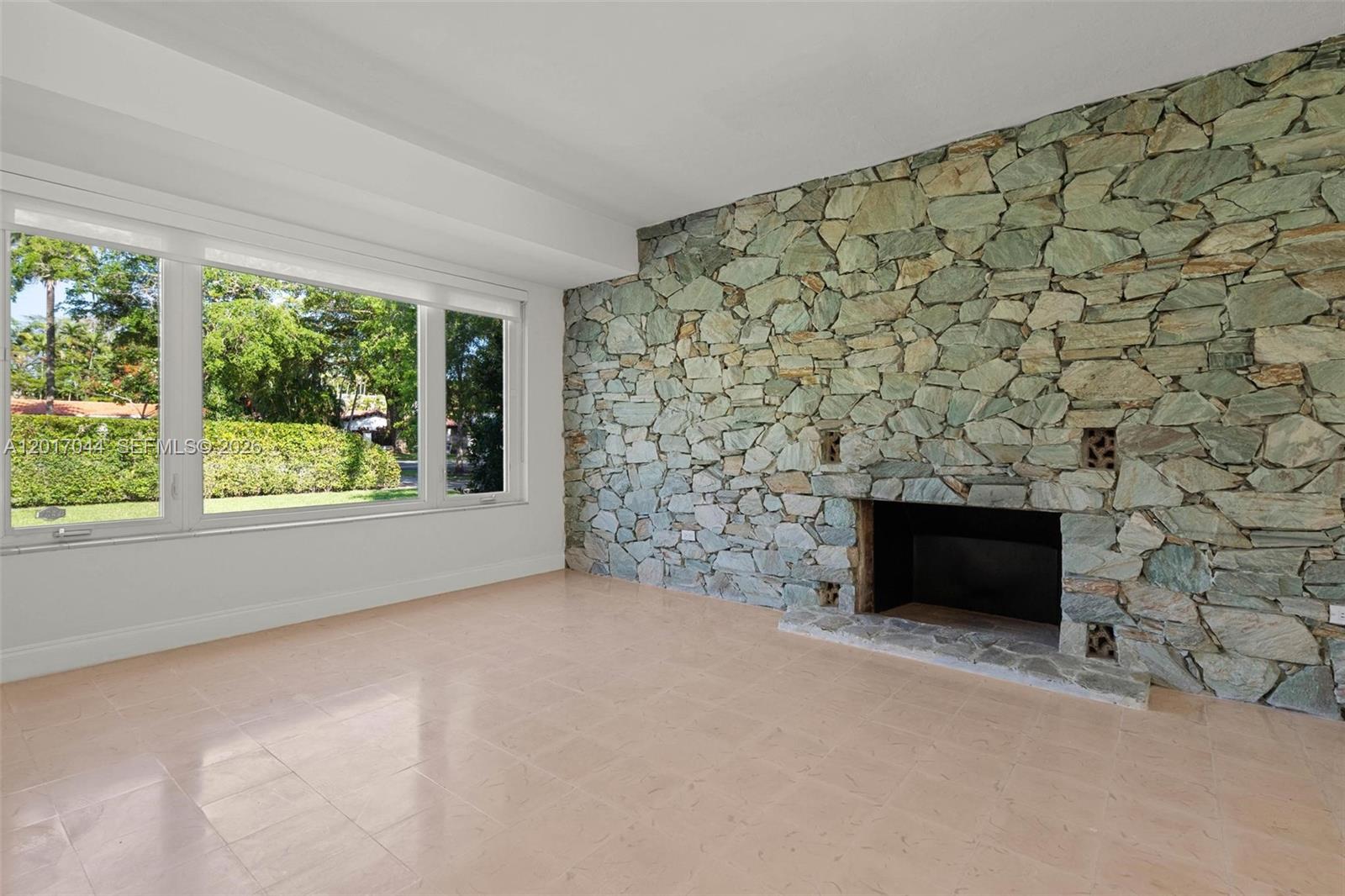 CORAL GABLE COUNTRY CLUB - Residential Lease