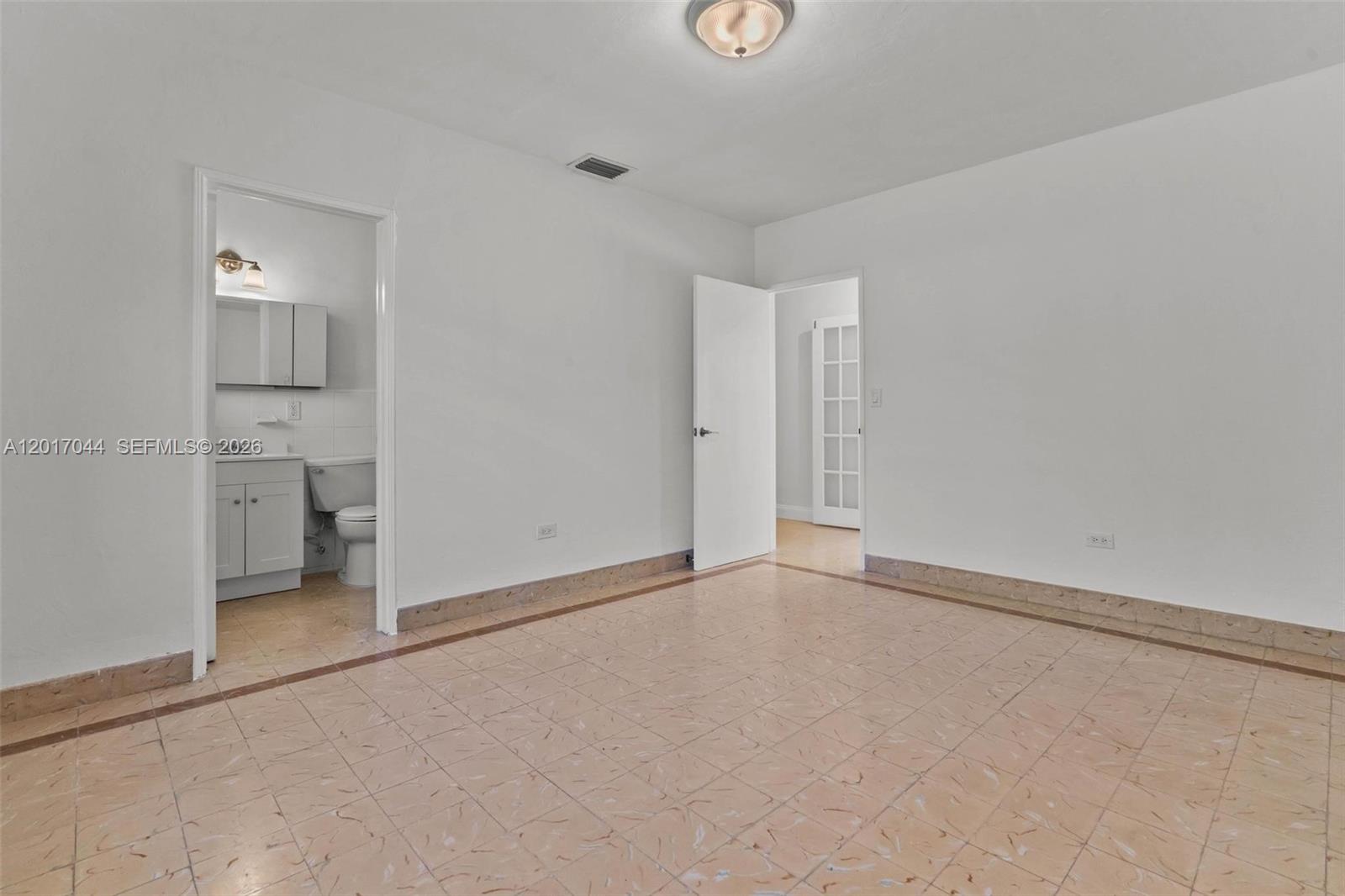 CORAL GABLE COUNTRY CLUB - Residential Lease