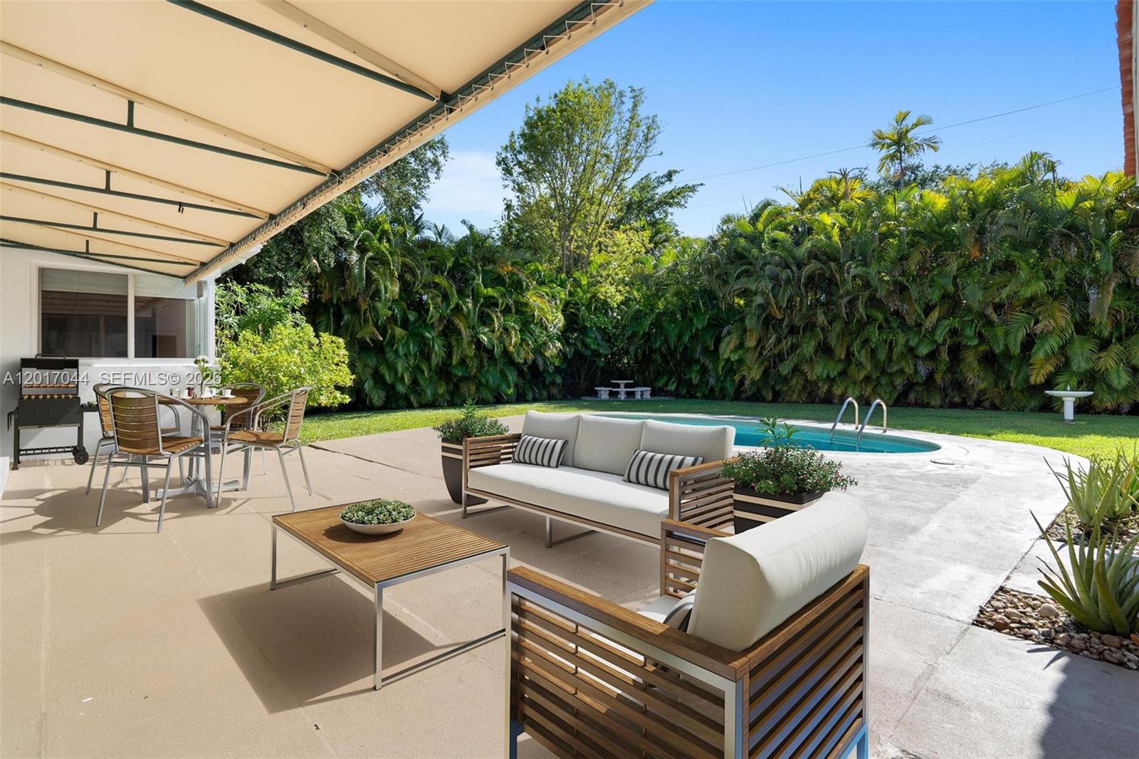 CORAL GABLE COUNTRY CLUB - Residential Lease