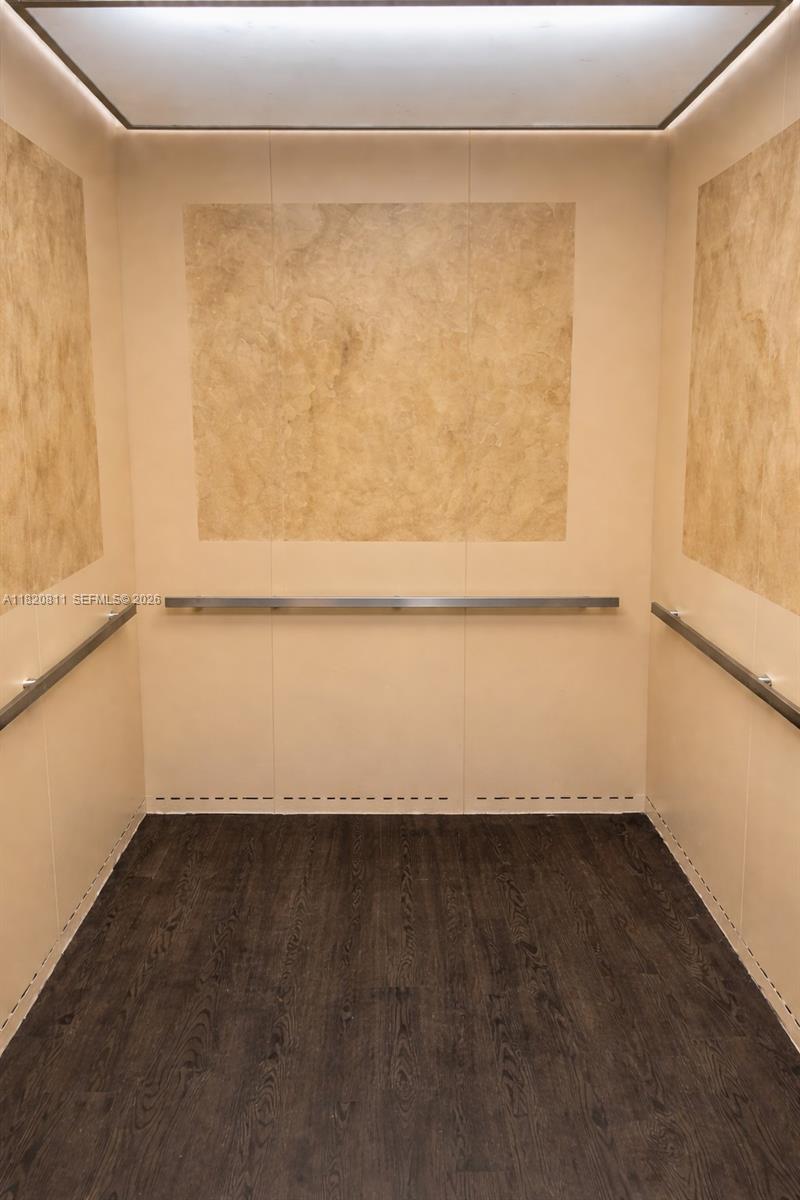 OPA LOCKA PL NO 3 - Commercial Sale