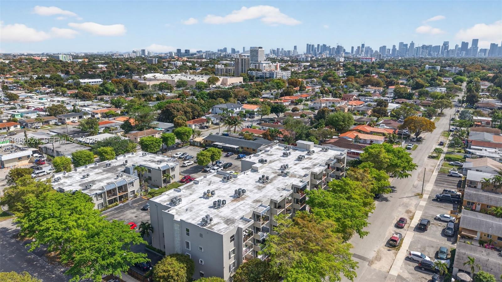 ALCALA PLAZA CONDO - Residential