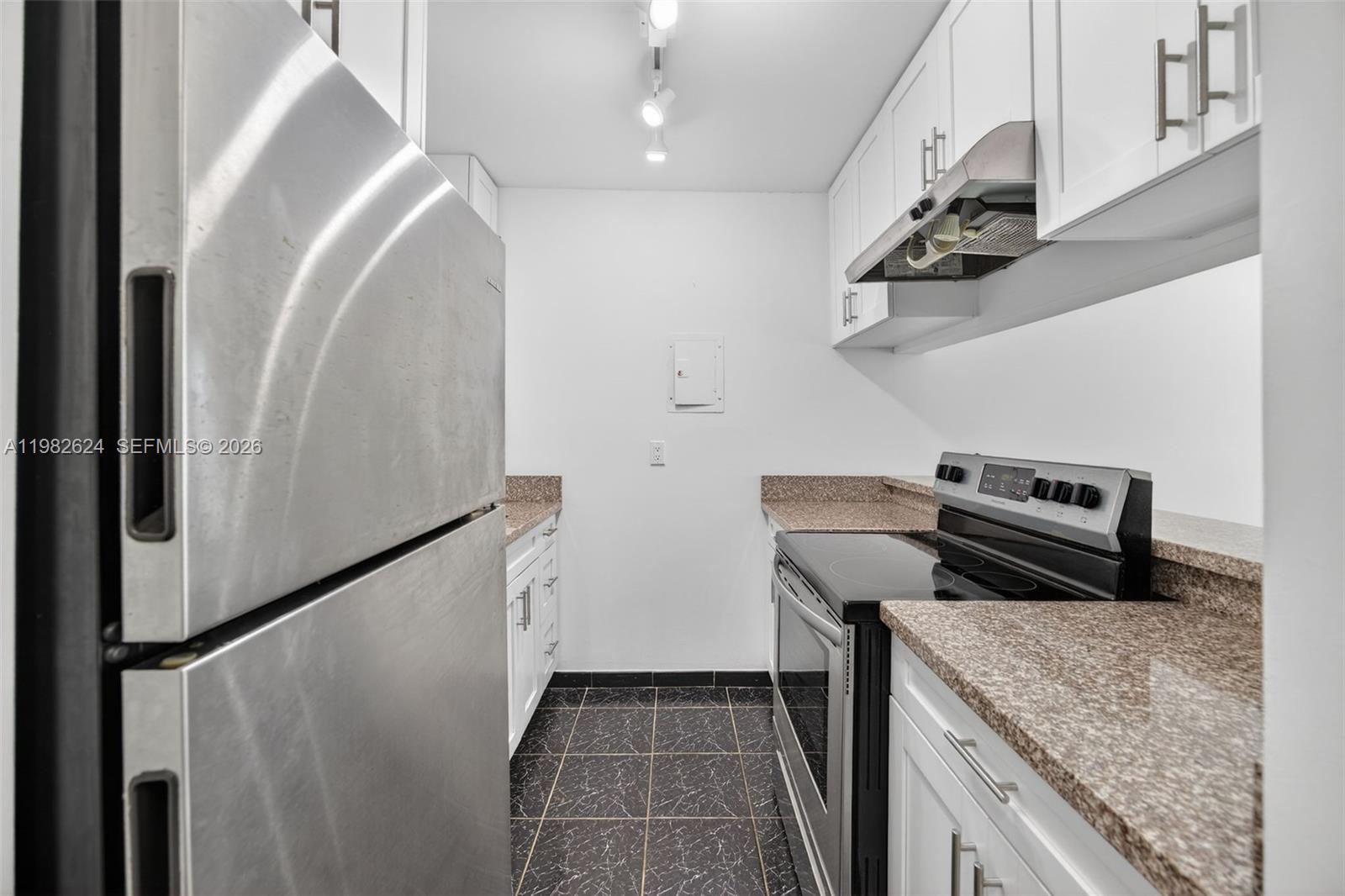 ALCALA PLAZA CONDO - Residential