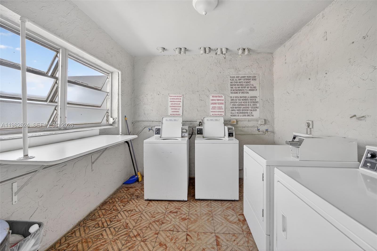 ALCALA PLAZA CONDO - Residential