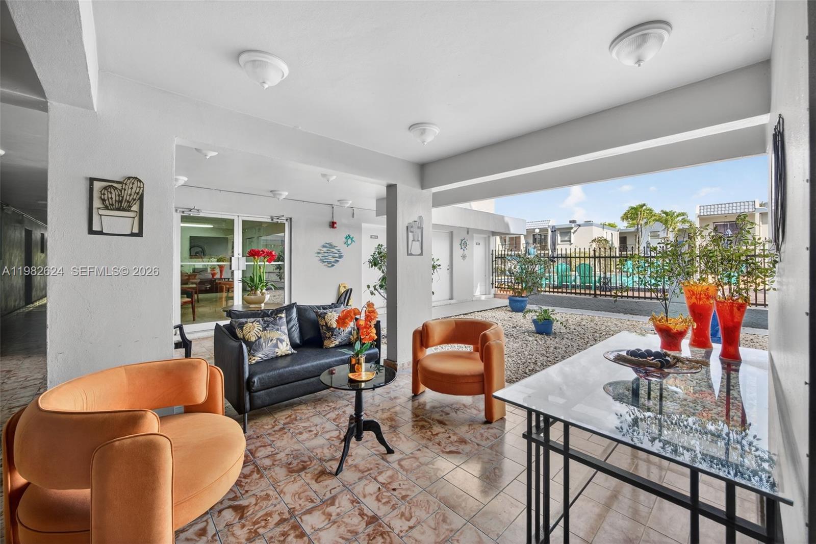 ALCALA PLAZA CONDO - Residential