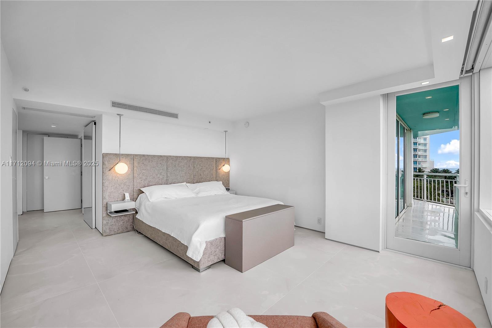 SOUTH POINTE TOWERS CONDO - Residential