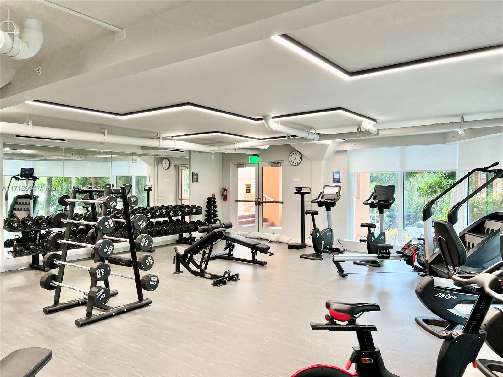 SOUTH POINTE TOWERS CONDO - Residential