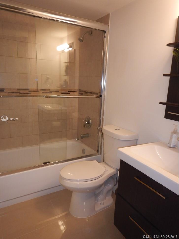 KENLAND BEND SOUTH CONDO - Residential Lease