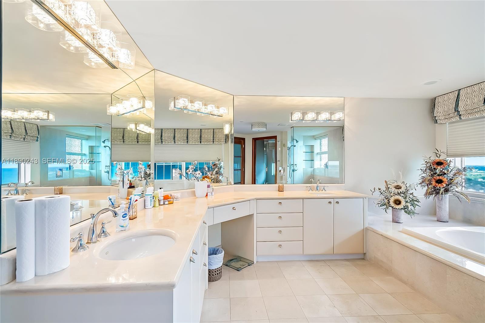 PALMS TOWER TWO CONDO - Residential Lease