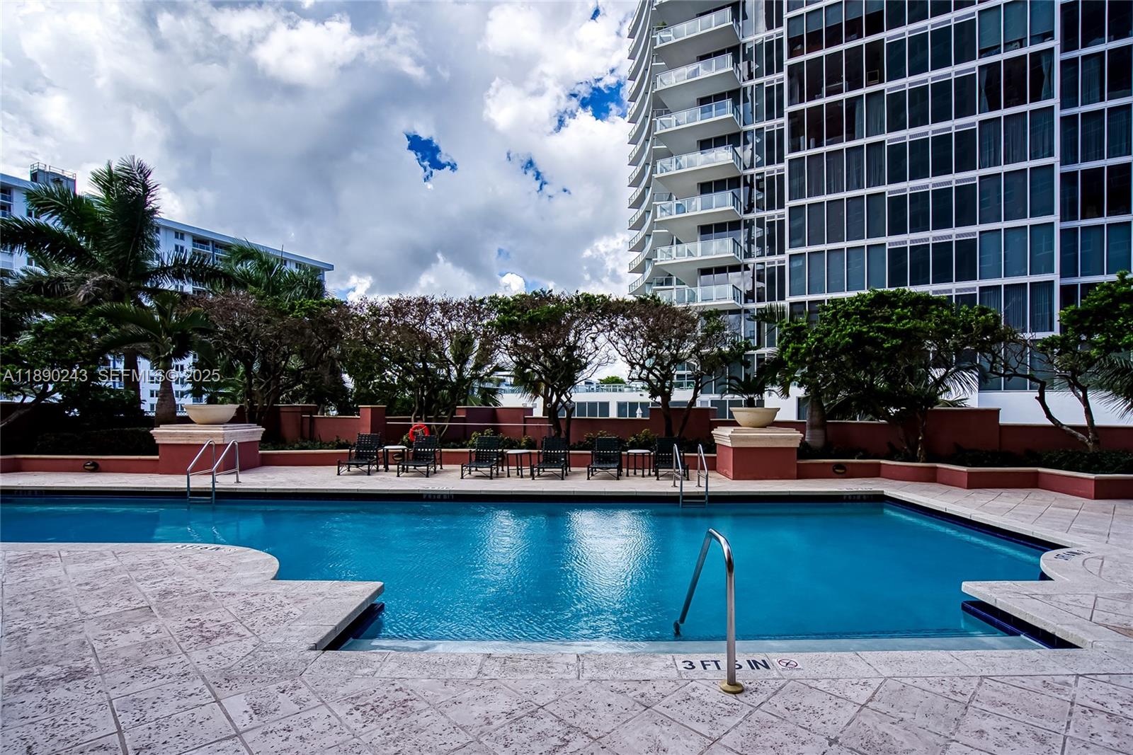 PALMS TOWER TWO CONDO - Residential Lease