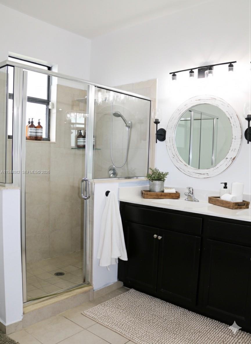 COCO PALM VILLAS - Residential