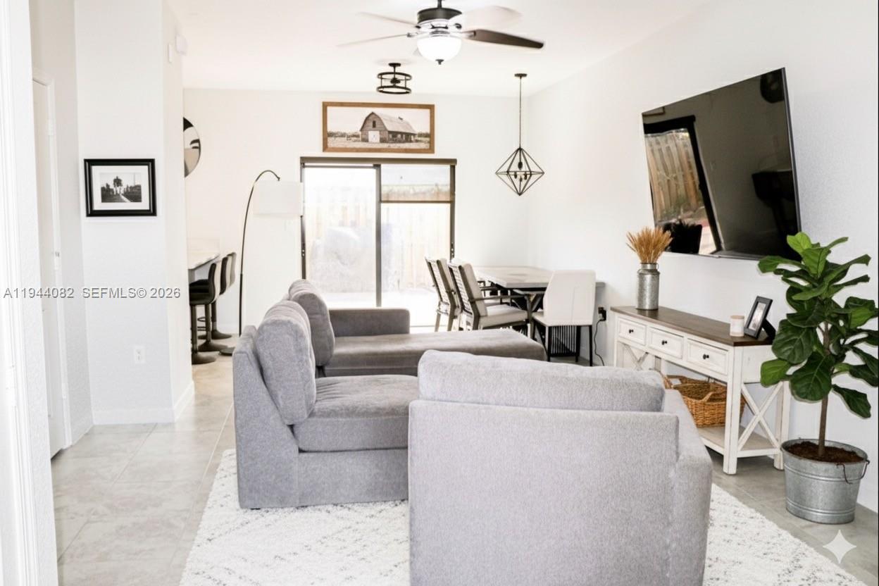 COCO PALM VILLAS - Residential