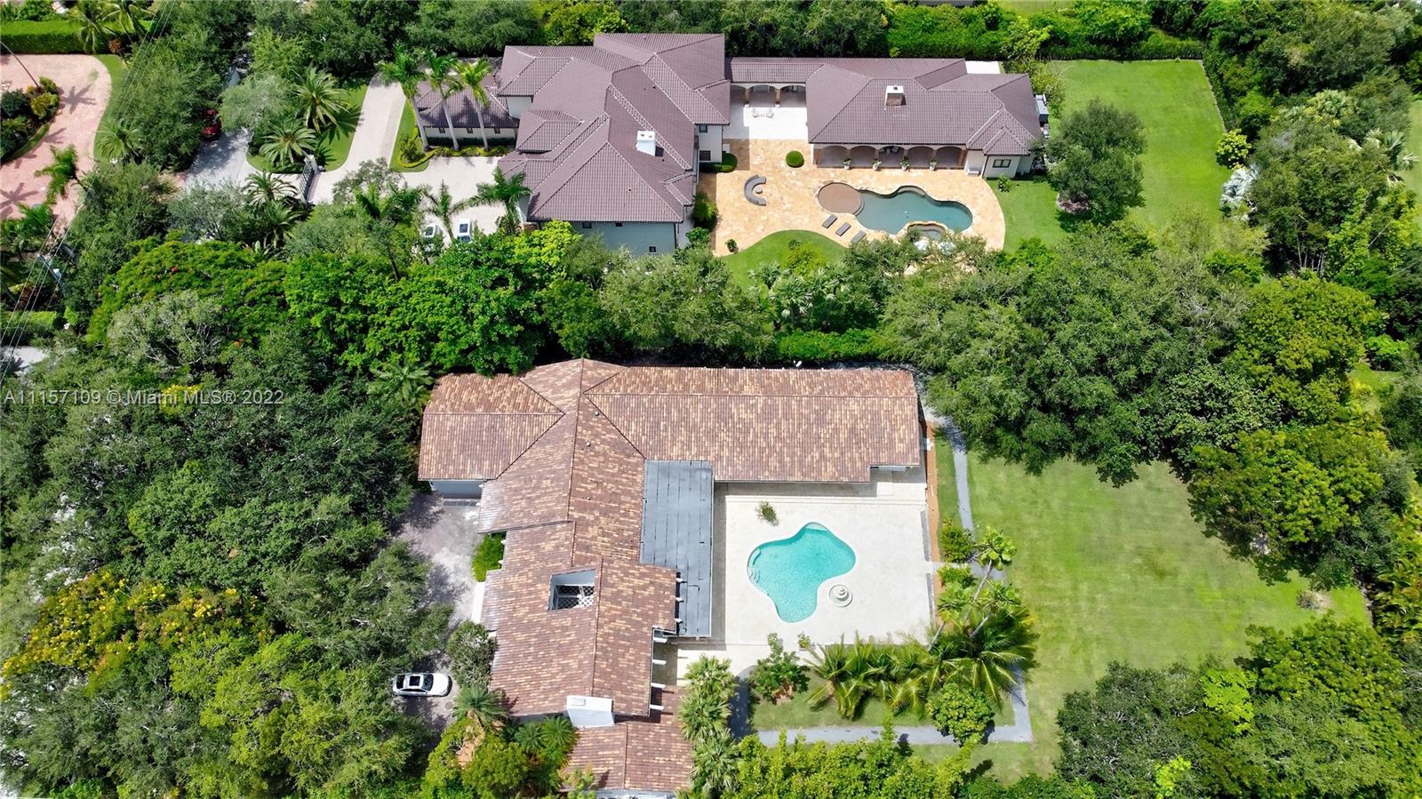 SANSTROM ESTATES - Residential