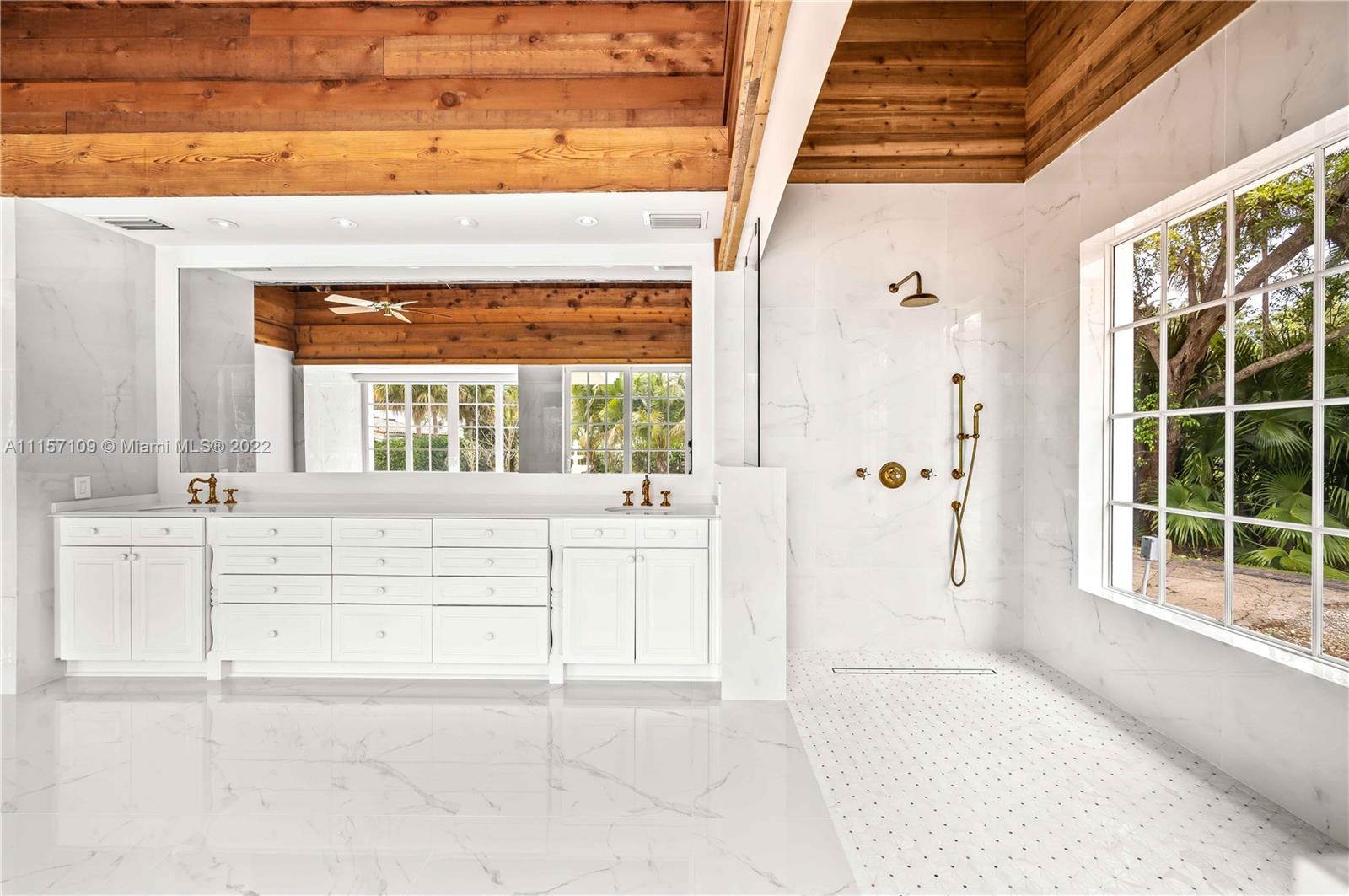 SANSTROM ESTATES - Residential