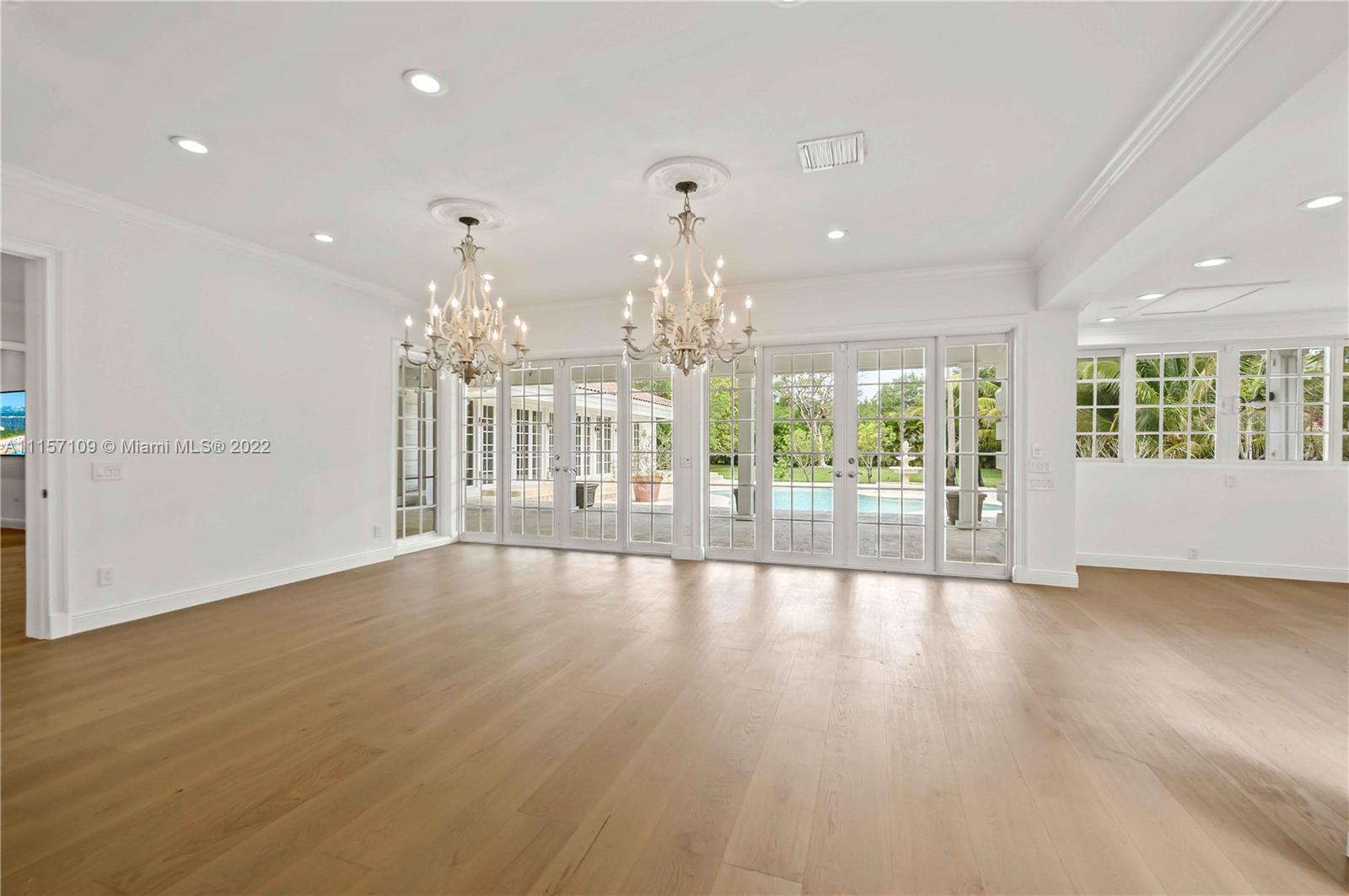 SANSTROM ESTATES - Residential