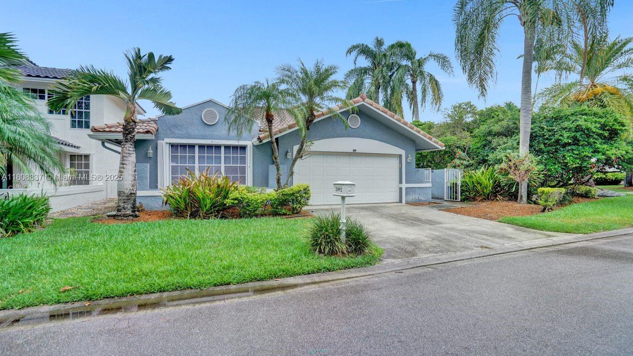 2092 Island Cir