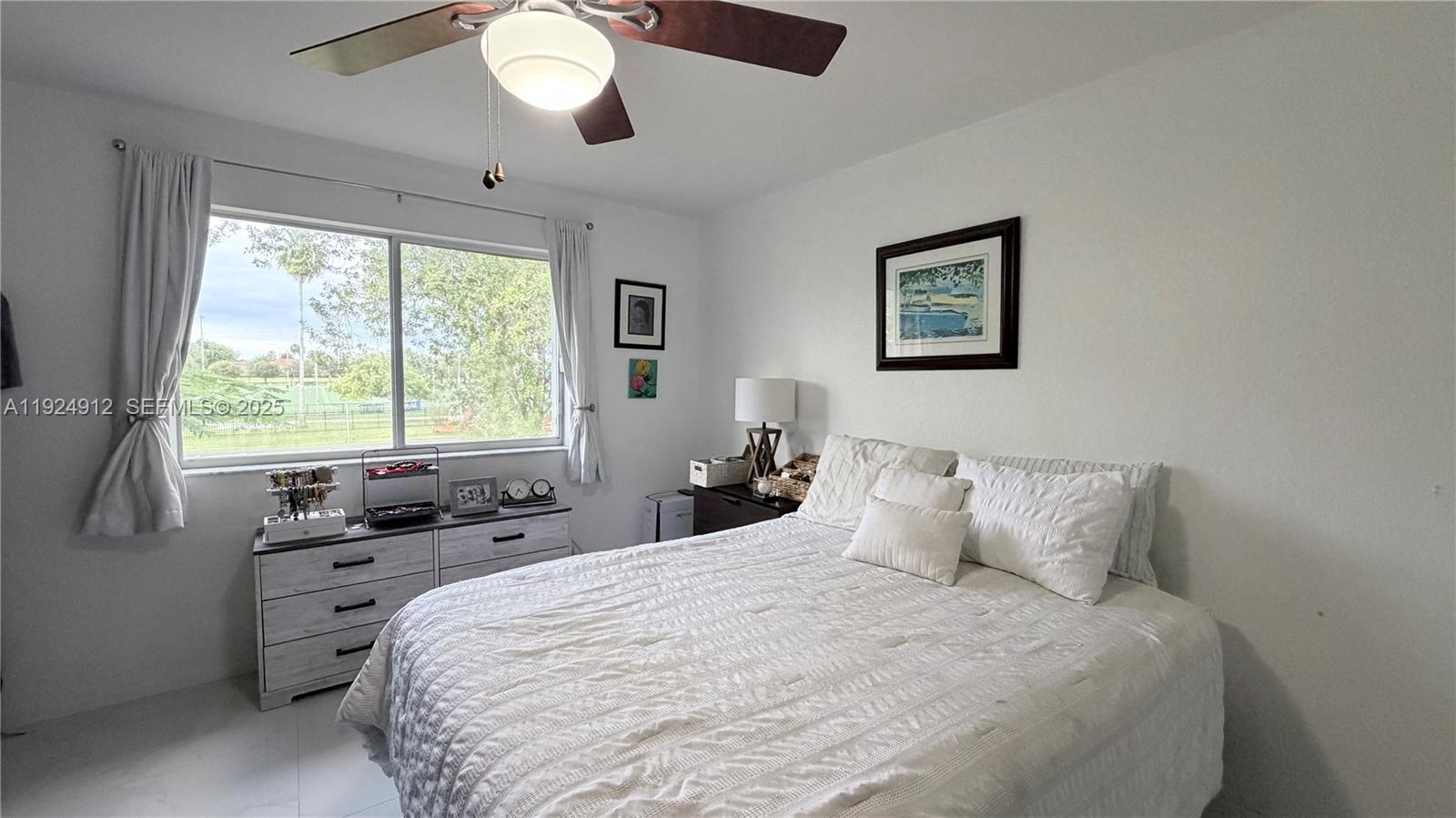 LAS BRISAS AT DORAL CONDO - Residential