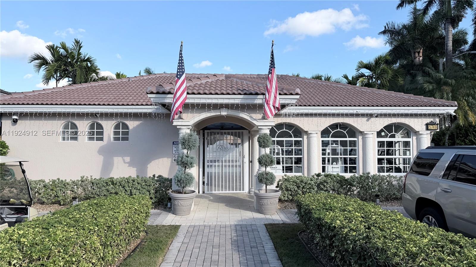 LAS BRISAS AT DORAL CONDO - Residential