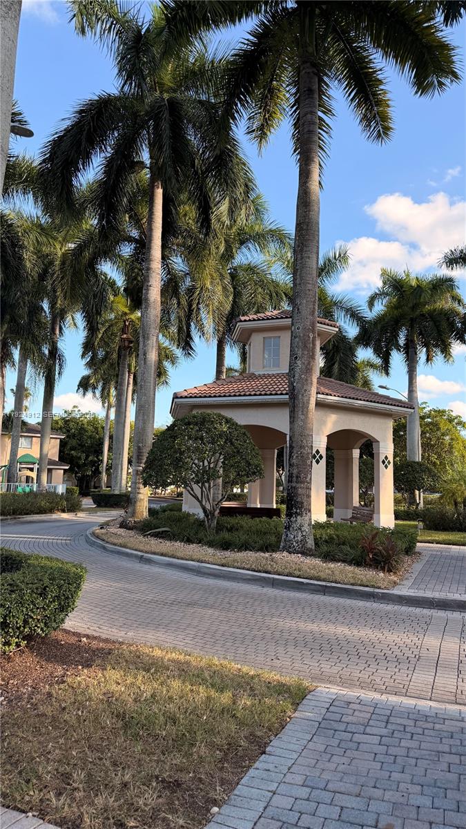 LAS BRISAS AT DORAL CONDO - Residential