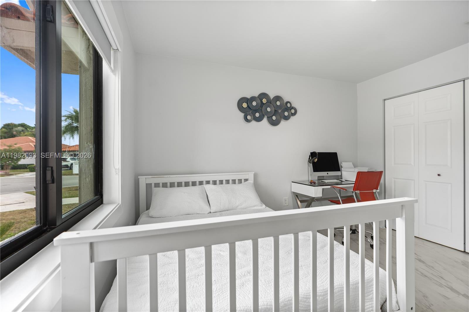 LEOMAR HOMES - Residential