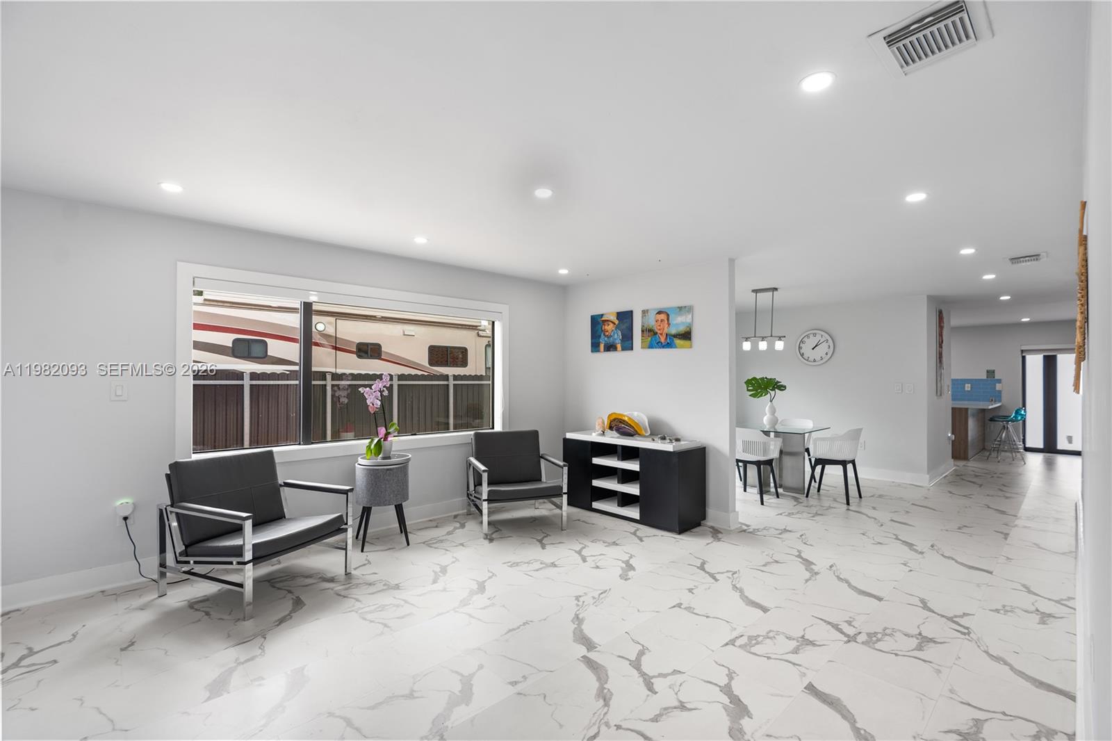 LEOMAR HOMES - Residential