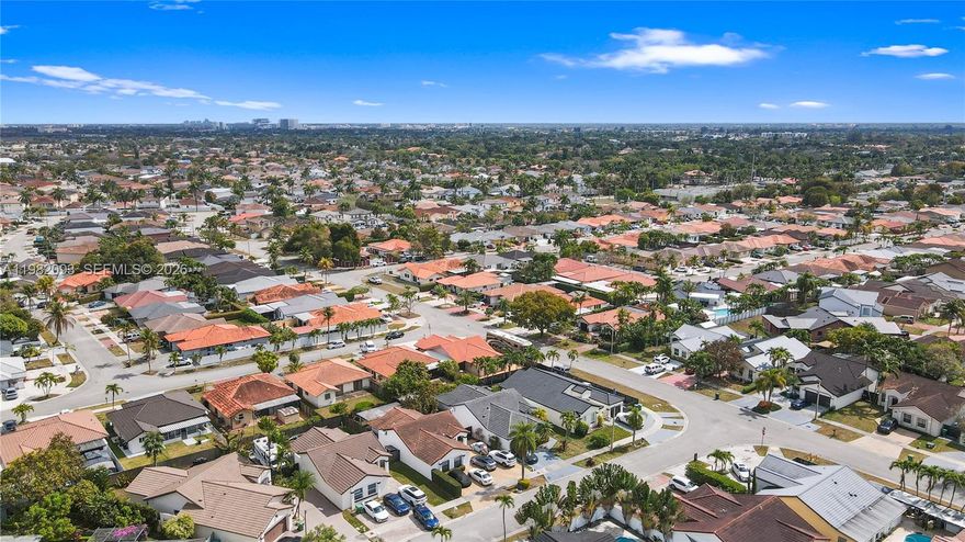 Located in the desirable West Miami area, this well-maintained property offers comfort, convenience, and an excellent location. Situated in the heart of 33182, the home provides easy access to major highways, shopping centers, dining, and top schools. Just minutes from Florida International University, Dolphin Mall, and International Mall.