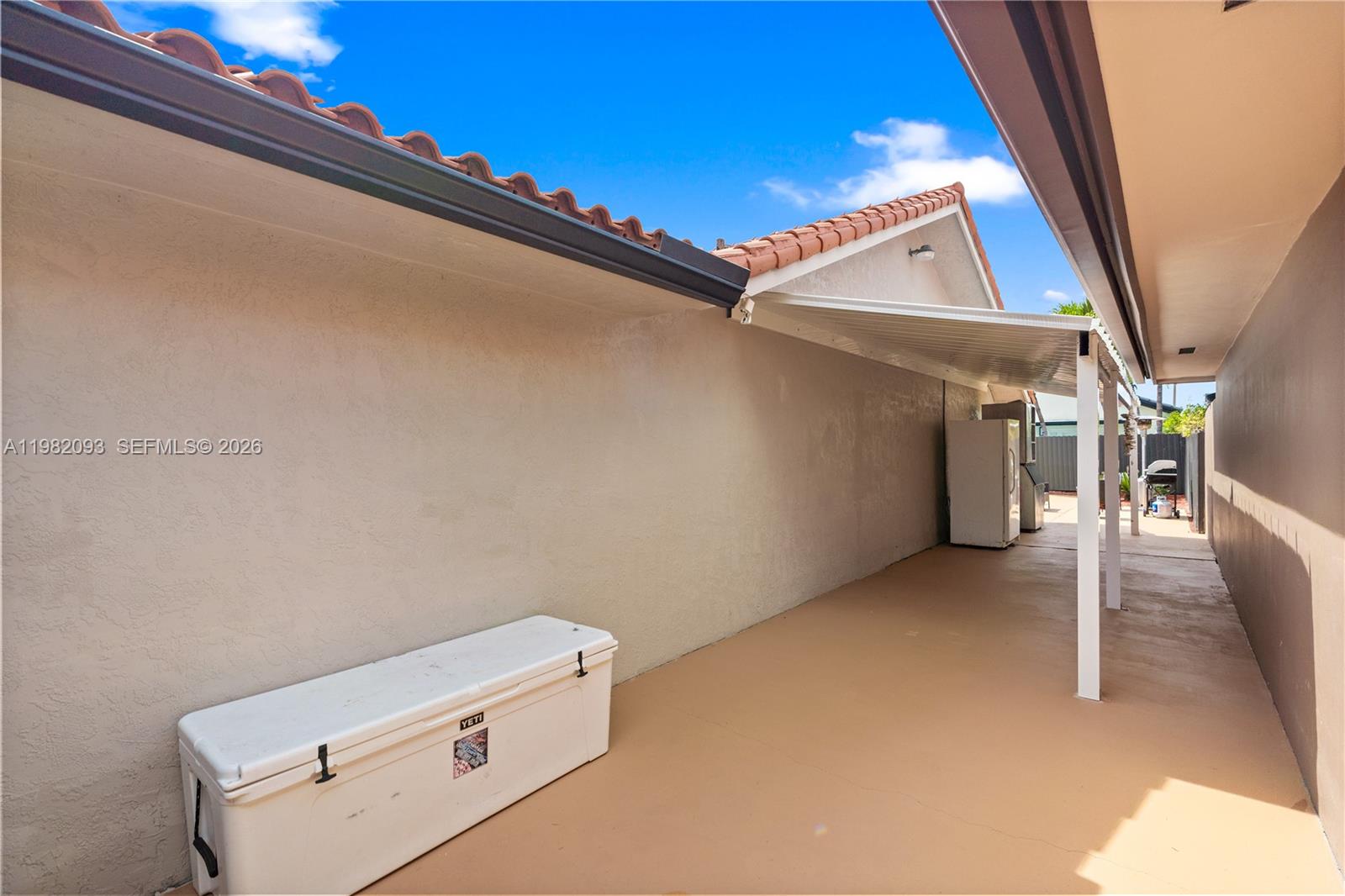 LEOMAR HOMES - Residential