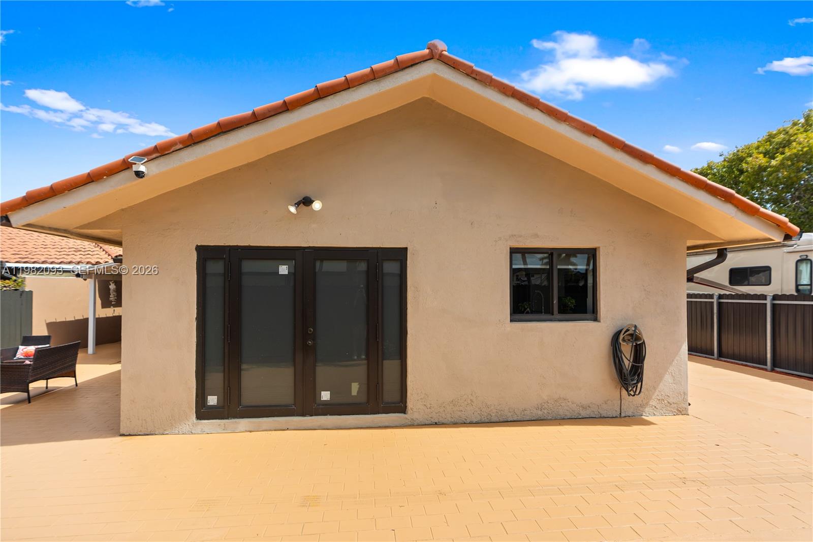 LEOMAR HOMES - Residential