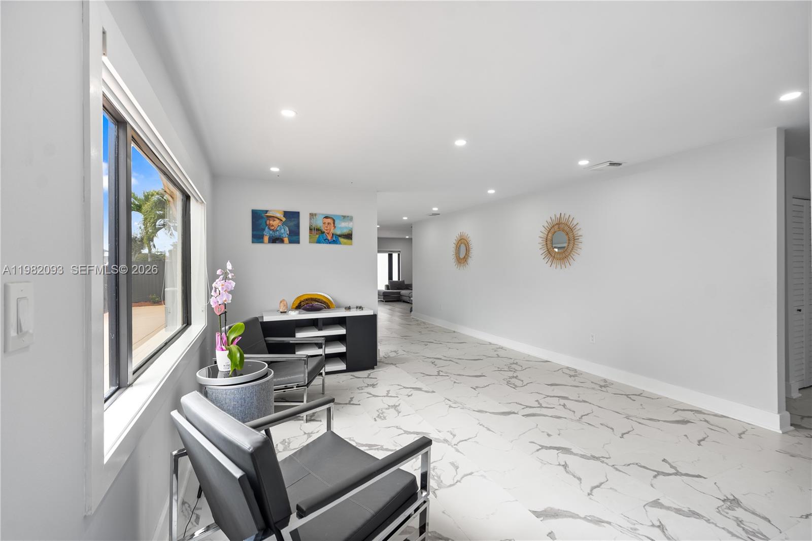 LEOMAR HOMES - Residential