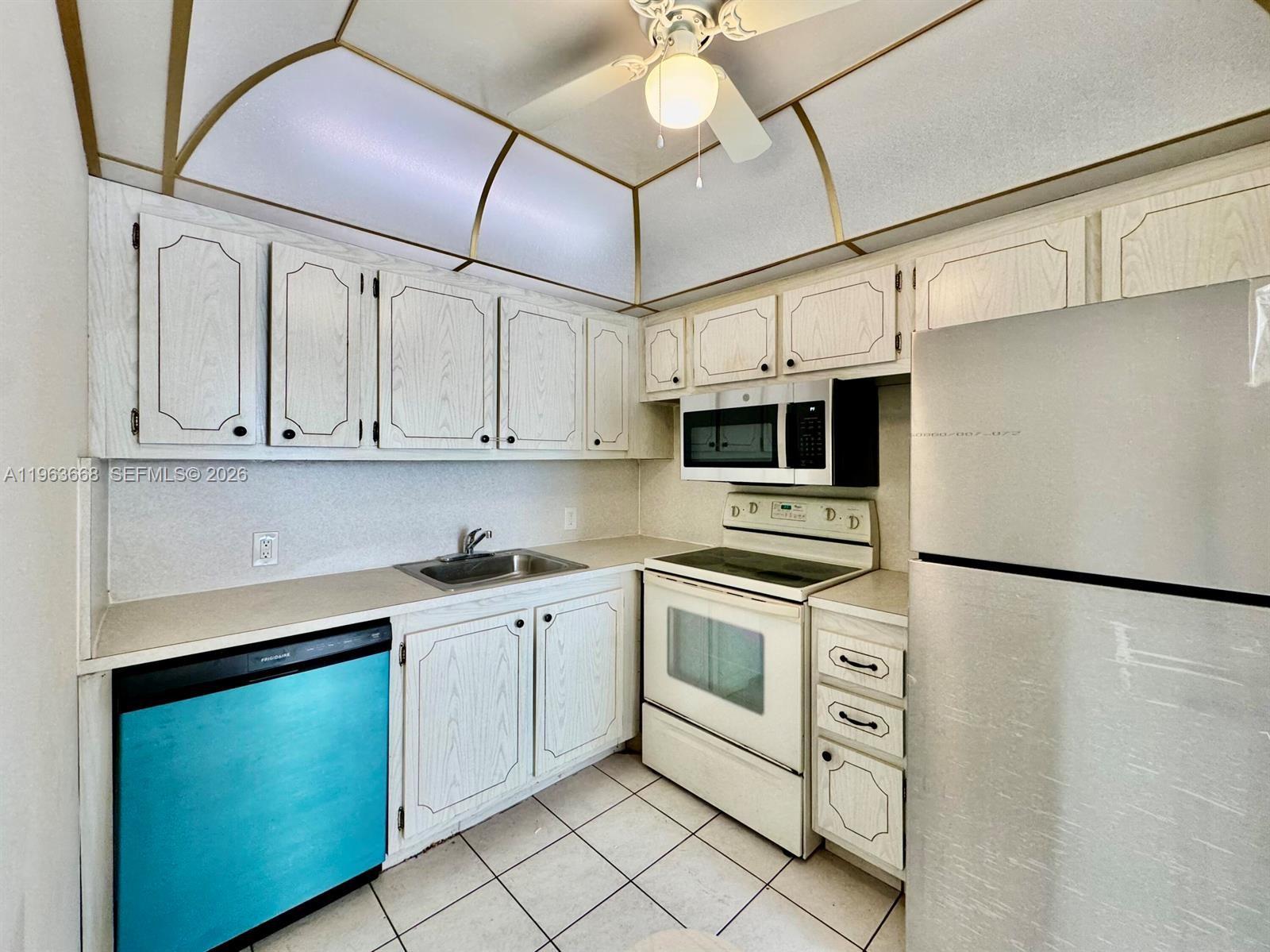 DORSET AT CENTURY VILLAGE - Residential