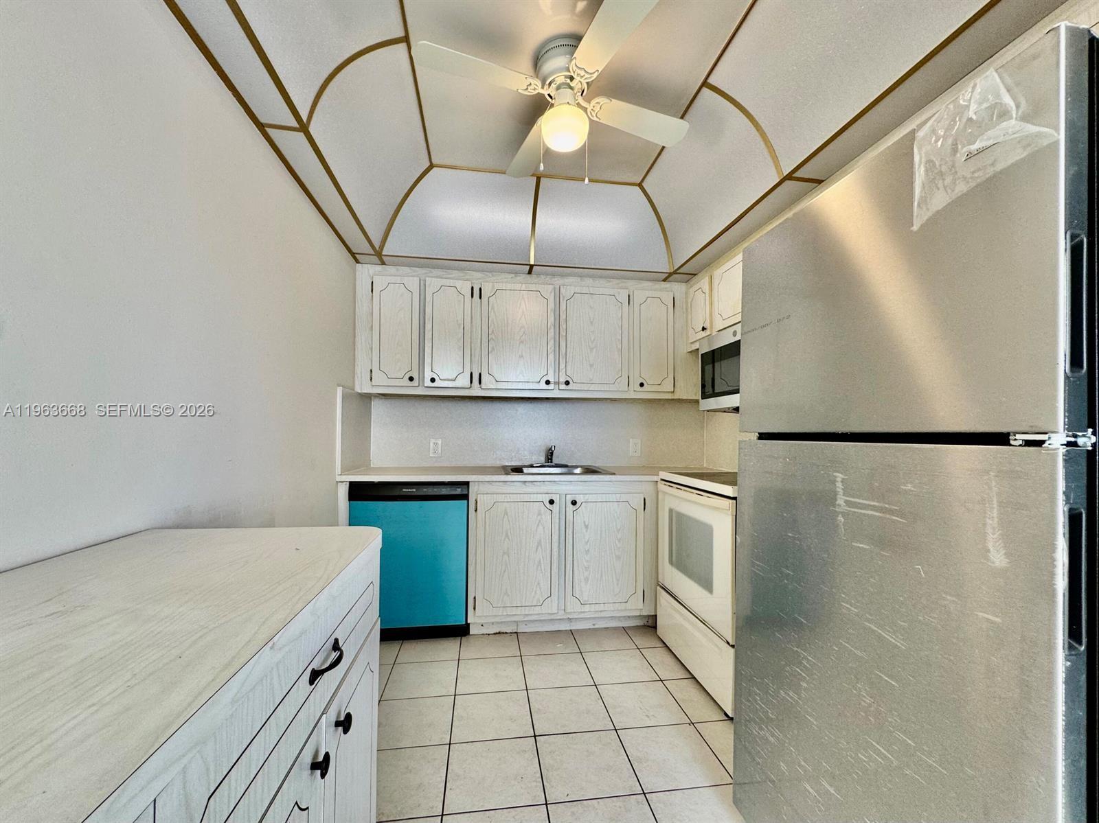 DORSET AT CENTURY VILLAGE - Residential