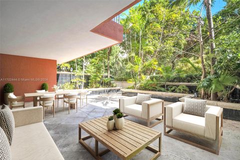 785 Crandon Blvd 205/305 Key Biscayne FL 33149