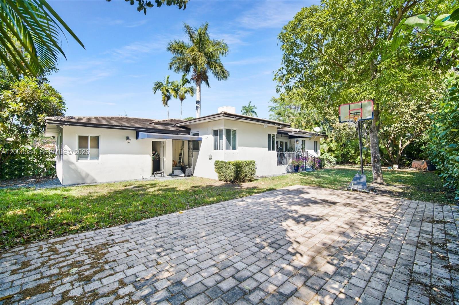 COCONUT GROVE SEC 1-CORAL - Residential