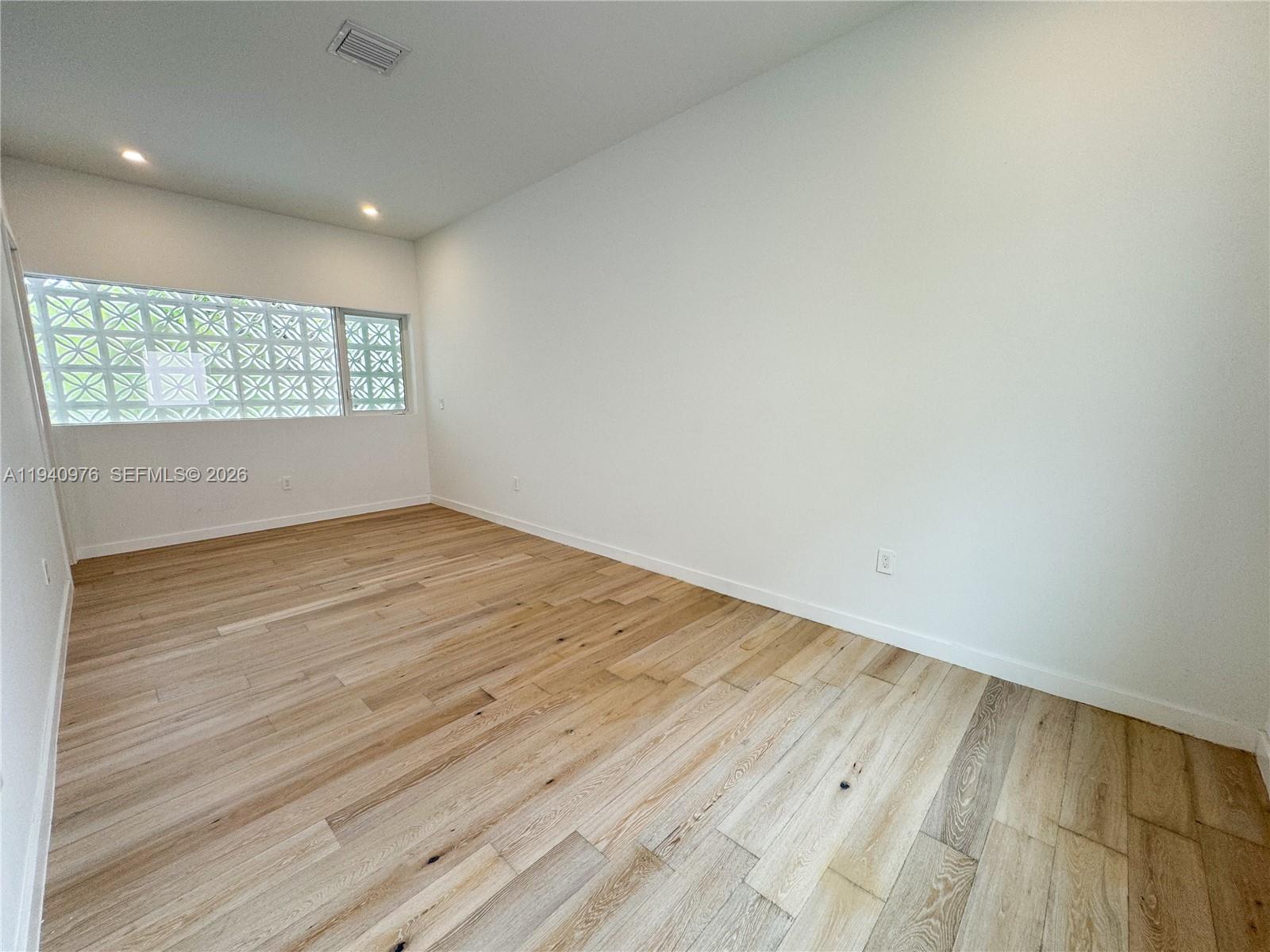 HAYNSWORTH VILLAGE - Residential Lease